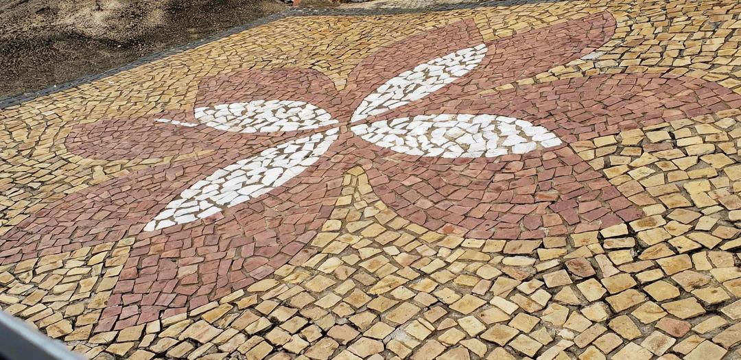 pedra portuguesa em flor